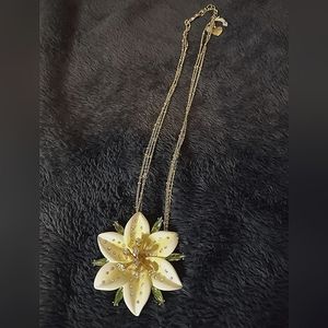 Betsey Johnson Flower Necklace